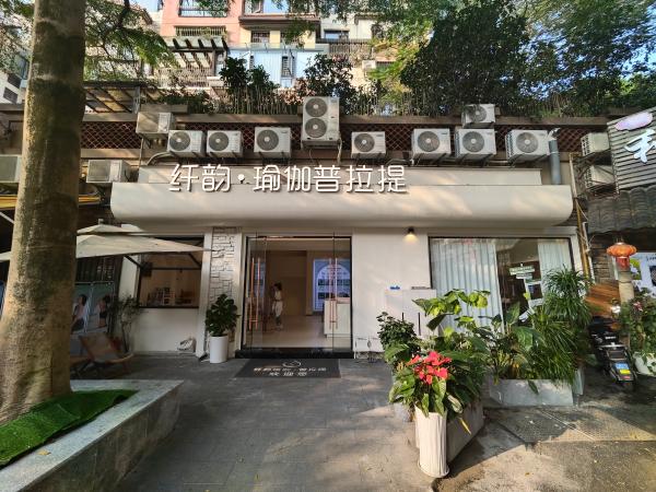 1f8f32921260c4e1a4ce33757e2a964